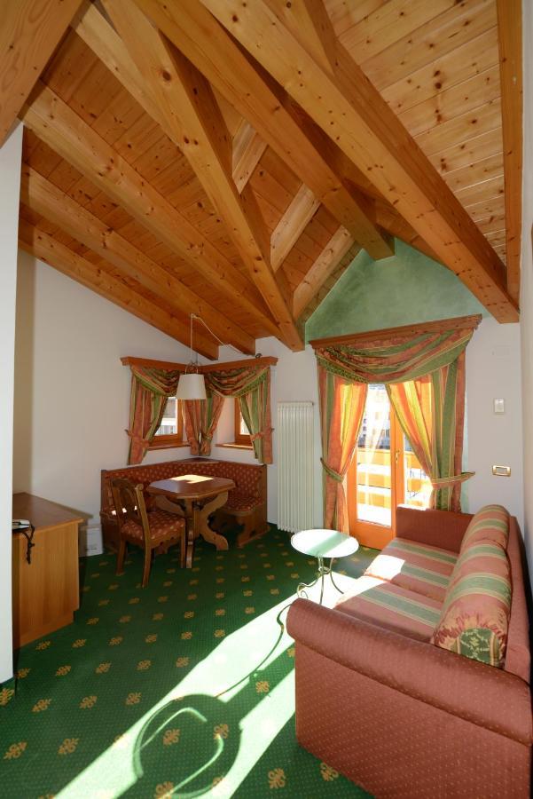 פאסו דל טונלה Hotel Sole מראה חיצוני תמונה